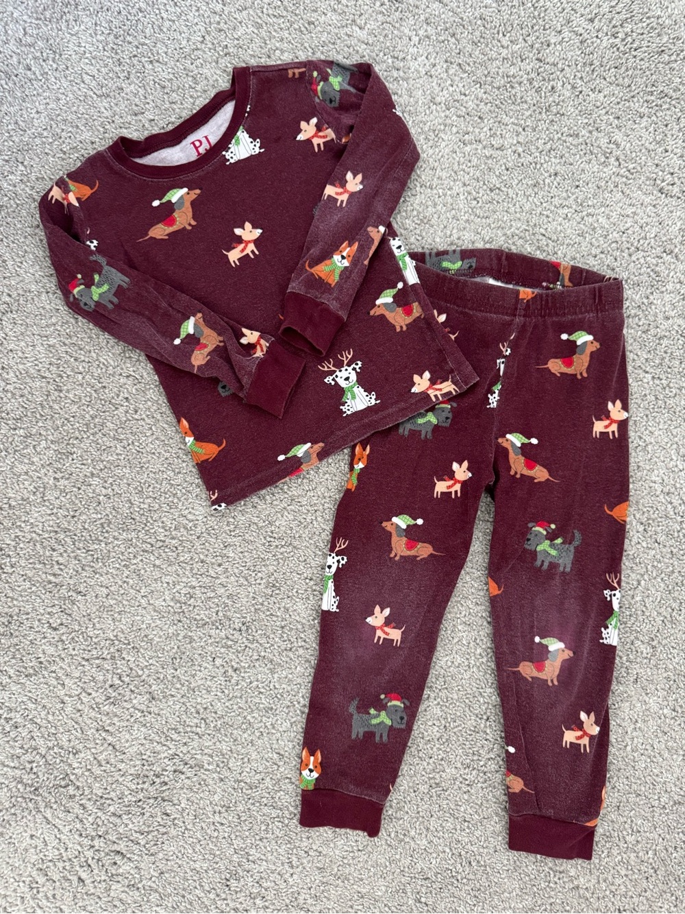 The Children’s Place Holiday Dog Print Pajama Set